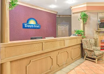 Days Inn & Suites by Wyndham Osceola AR hotel thumbnail 2