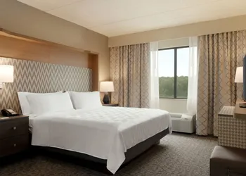 Holiday Inn Hotel & Suites Council Bluffs I-29 by IHG hotel thumbnail 7