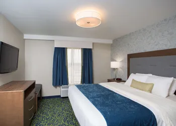 Best Western Plus Portsmouth Hotel & Suites hotel thumbnail 8