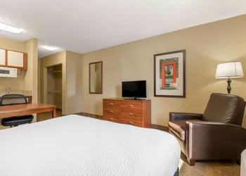 Extended Stay America Suites Tulsa Midtown hotel thumbnail 8