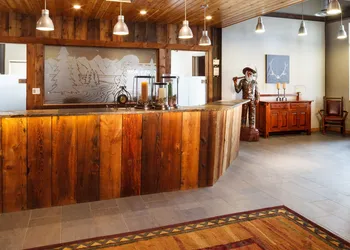 49'er Inn & Suites hotel thumbnail 2