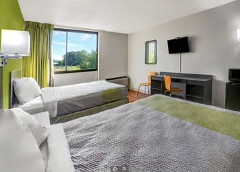 Travelodge by Wyndham Vernon CT hotel thumbnail 5
