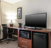 Comfort Inn Indianapolis North - Carmel hotel detail image 7