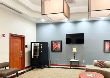 Quality Inn & Suites Greenville I-65 hotel thumbnail 3