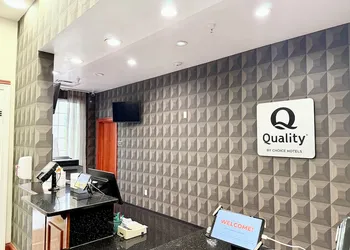 Quality Inn & Suites Greenville I-65 hotel thumbnail 4