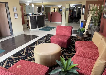 Quality Inn & Suites Mount Pleasant hotel thumbnail 4