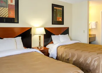 Quality Inn Meridian hotel thumbnail 6