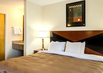 Quality Inn Meridian hotel thumbnail 8