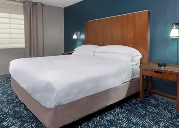 Four Points by Sheraton Huntsville Airport hotel thumbnail 5