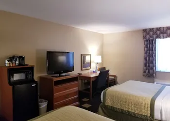 Baymont by Wyndham Indianapolis West hotel thumbnail 7