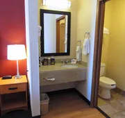 Red Roof Inn Fargo - I-94/ Medical Center hotel detail image 4