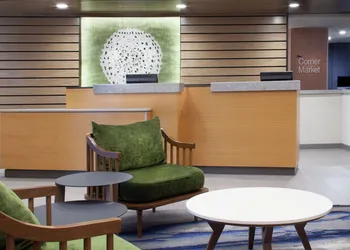 Fairfield Inn & Suites by Marriott Charleston hotel thumbnail 4