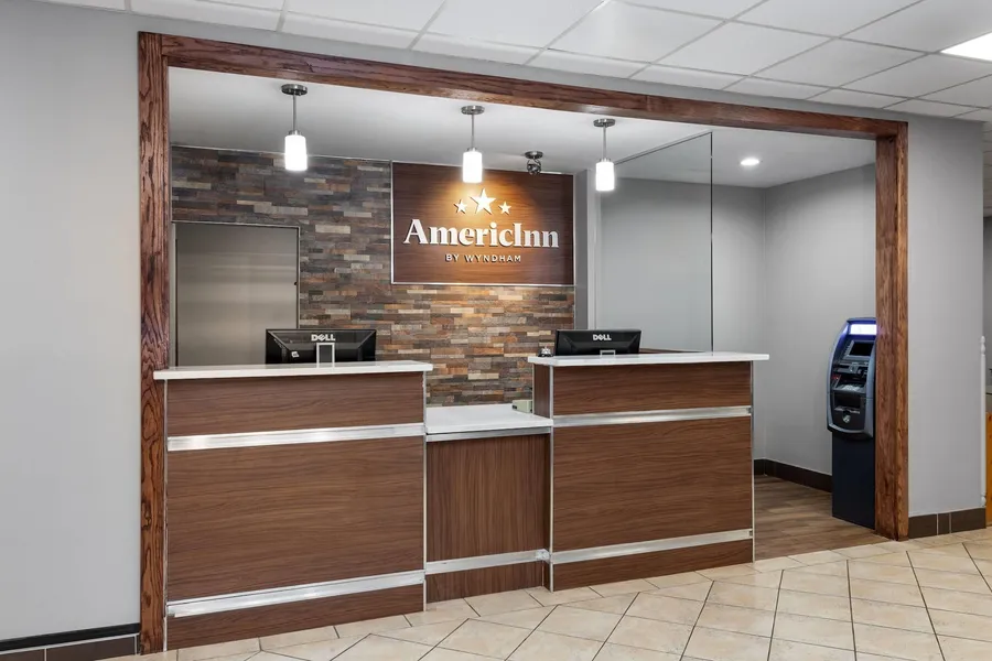 AmericInn & Suites By Wyndham Baraboo Event Center hotel detail image 2