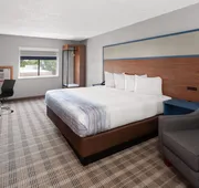 AmericInn & Suites By Wyndham Baraboo Event Center hotel detail image 7