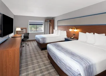 AmericInn & Suites By Wyndham Baraboo Event Center hotel thumbnail 8