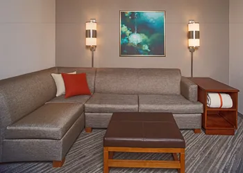 Hyatt Place Cincinnati/Blue Ash hotel thumbnail 6