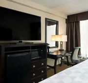 Holiday Inn Hotel & Suites Charleston West by IHG hotel detail image 7