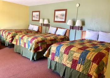 Regency Inn hotel thumbnail 5