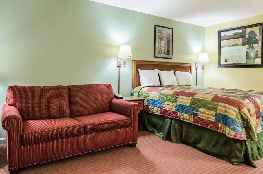 Regency Inn hotel detail image 6