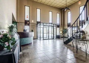 Hutchi Bell hotel thumbnail 2