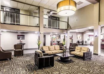 Quality Inn West Plains hotel thumbnail 2