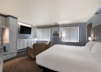 Best Western Bemidji hotel thumbnail 6