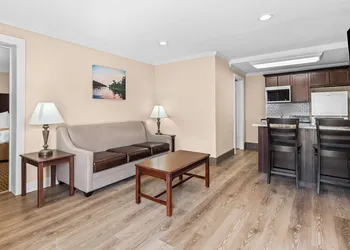 Best Western Forest Inn hotel thumbnail 6