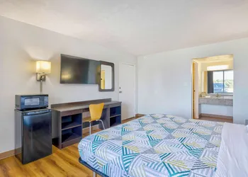 Motel 6 Mount Jackson, VA - Shenandoah hotel thumbnail 5