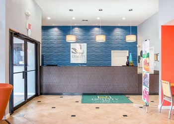 Quality Inn Carthage hotel thumbnail 5
