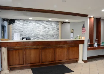 Gateway Inn and Suites hotel thumbnail 4
