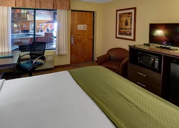 Quality Inn Ashland - Lake Superior hotel thumbnail 4