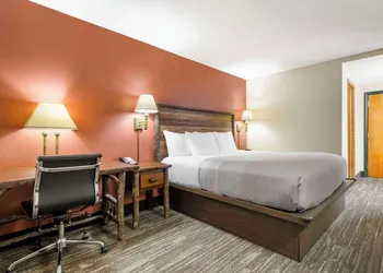 Quality Inn Ashland - Lake Superior hotel thumbnail 7