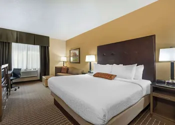 Best Western Plus Yakima Hotel hotel thumbnail 7