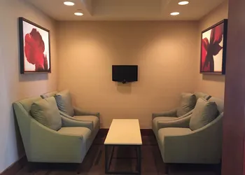 Hyatt Place Chicago/Lombard/Oak Brook hotel thumbnail 2