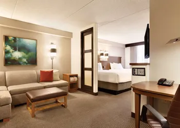 Hyatt Place Chicago/Lombard/Oak Brook hotel thumbnail 7
