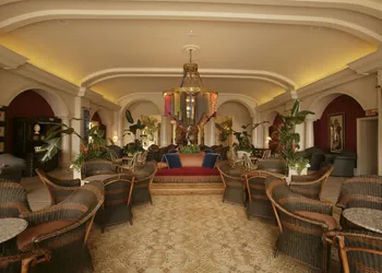 Universal’s Loews Portofino Bay Hotel hotel thumbnail 2