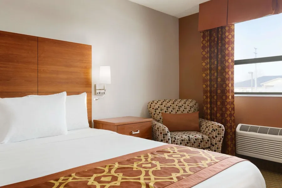 Travelodge by Wyndham Windsor hotel detail image 6