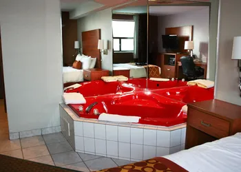 Travelodge by Wyndham Windsor hotel thumbnail 8