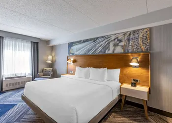 Comfort Inn Sarnia hotel thumbnail 4