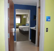 Holiday Inn Express Hotel & Suites Raton by IHG hotel detail image 4