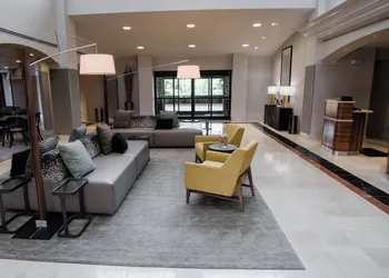 Courtyard by Marriott Hickory hotel thumbnail 2