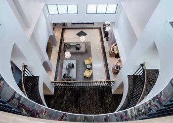 Courtyard by Marriott Hickory hotel thumbnail 3