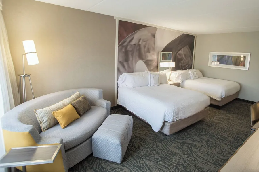 Courtyard by Marriott Hickory hotel detail image 6