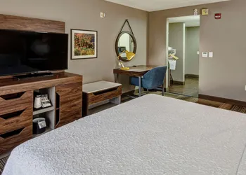 Hampton Inn Latrobe hotel thumbnail 5