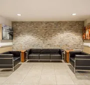 Suburban Studios Melbourne Airport hotel detail image 5