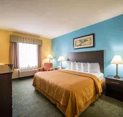 Quality Inn Litchfield Route 66 hotel detail image 7