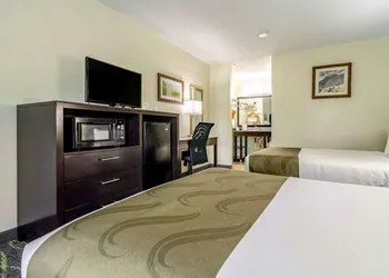 Quality Inn & Suites Creedmoor - Butner hotel thumbnail 8