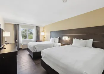 Ramada by Wyndham Saco/Old Orchard Beach Area hotel thumbnail 8
