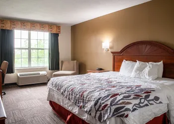 BlissPoint Inn & Suites hotel thumbnail 5