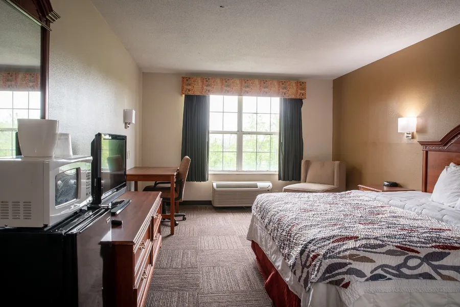 BlissPoint Inn & Suites hotel detail image 6
